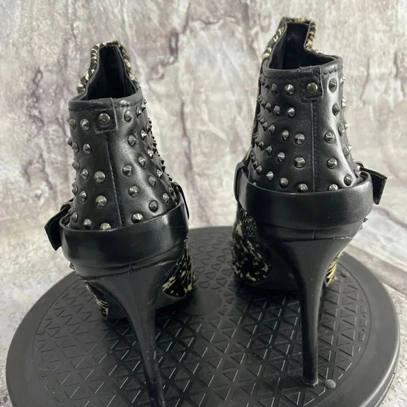 Kenneth Cole Bon Always Leather Studded Stiletto Heel Bootie Size 7.5 Calf Hair - Picture 4 of 6